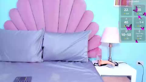 Denis online show from November 2025 08:08:01 PM