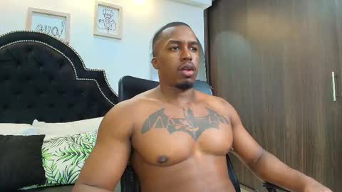 denzelrios online show from December 2025 09:00:01 PM