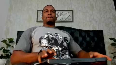 denzelrios online show from June 2026 03:49:01 AM
