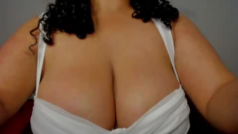 Dephne online show from June 2026 06:44:01 PM