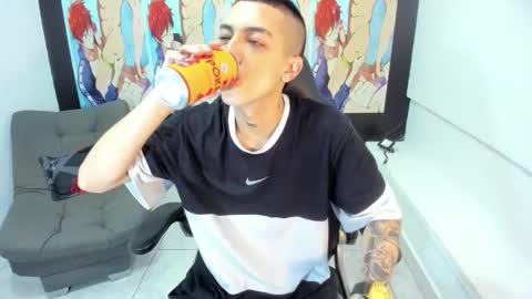 Snapshot of dereck_boyy_ chatting on March 2026 04:18:01 AM Dereck Boy online show from March 2026 04:18:01 AM