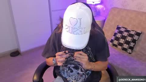 Snapshot of dereck_manson chatting on October 2025 11:44:01 AM dereck_manson online show from October 2025 11:44:01 AM