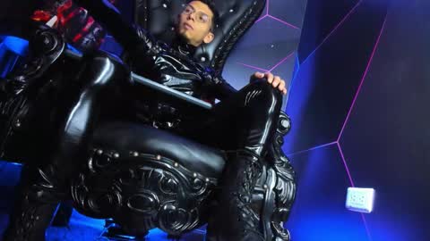 Snapshot of dereck_monroe chatting on March 2026 11:26:02 AM Dereck online show from March 2026 11:26:02 AM