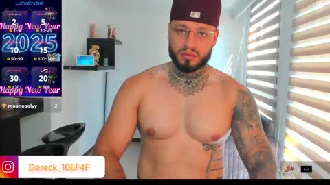 Snapshot of dereckgreen chatting on December 2025 02:13:01 PM dereckgreen online show from December 2025 02:13:01 PM