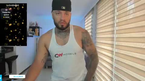 Snapshot of dereckgreen chatting on July 2026 07:02:02 PM dereckgreen online show from July 2026 07:02:02 PM