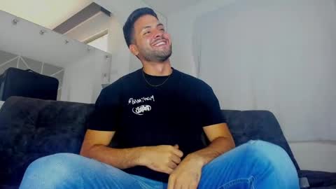 dereckhardd online show from April 2026 12:55:01 PM