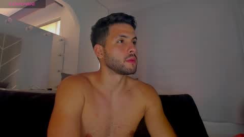 dereckhardd online show from May 2026 08:26:01 PM