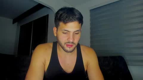 dereckhardd online show from May 2026 11:43:02 PM