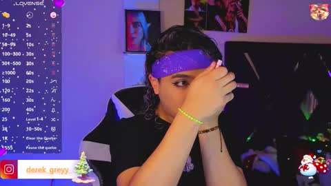 Derek independent online show from December 2025 06:24:02 PM