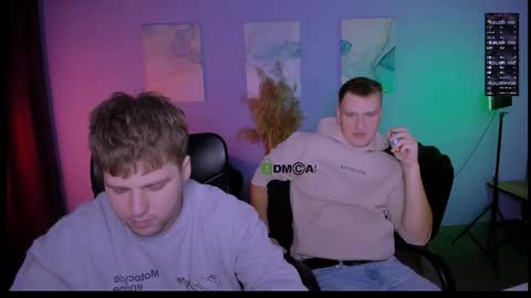 derek_hawk_ online show from December 2025 09:47:01 AM