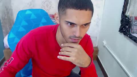 D E R E K online show from October 2025 10:49:01 AM