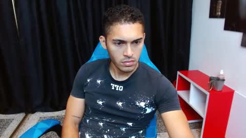 D E R E K online show from December 2025 12:35:02 PM