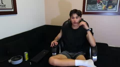 Derek online show from June 2026 01:03:01 AM