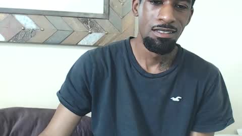 Snapshot of derekthetruth2 chatting on May 2026 05:33:01 PM derekthetruth2 online show from May 2026 05:33:01 PM