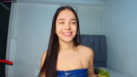 derly_cuervo703031 online show from June 2026 07:25:01 PM