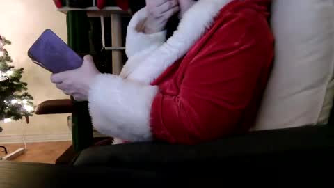 Snapshot of deroseblack chatting on December 2024 03:45:02 AM deroseblack online show from December 2024 03:45:02 AM