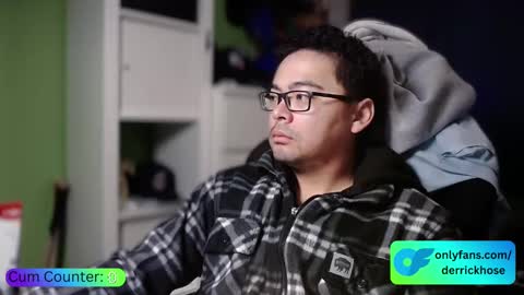 Snapshot of derrick_hose chatting on September 2025 02:49:02 PM Derrick Hose online show from September 2025 02:49:02 PM