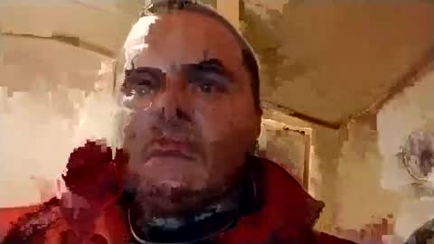 Snapshot of derrickagain chatting on January 2025 04:55:01 AM Beeasy online show from January 2025 04:55:01 AM