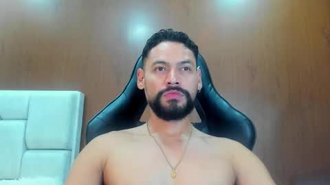 Snapshot of derrybigger_cm chatting on September 2025 07:17:01 PM DerryBigger CM online show from September 2025 07:17:01 PM