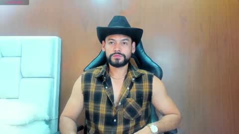 Snapshot of derrybigger_cm chatting on October 2025 06:09:01 PM DerryBigger CM online show from October 2025 06:09:01 PM