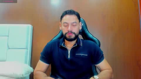 Snapshot of derrybigger_cm chatting on November 2025 02:50:02 PM DerryBigger CM online show from November 2025 02:50:02 PM