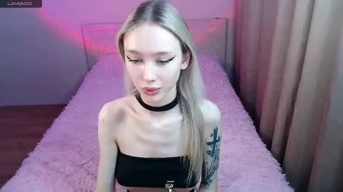 Ari online show from February 2025 07:14:01 PM