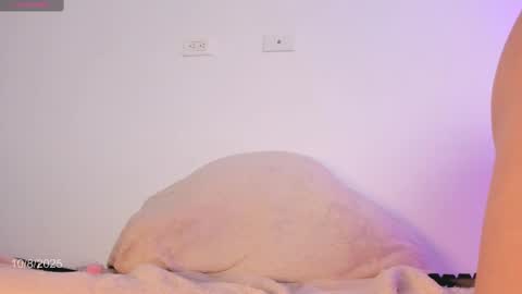 Snapshot of deseo_sex chatting on October 2025 02:31:01 AM Tania ig tania rojas115 online show from October 2025 02:31:01 AM