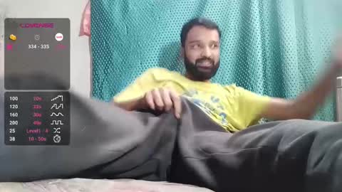 Snapshot of desi_boy799417 chatting on February 2025 05:23:01 AM desi_boy799417 online show from February 2025 05:23:01 AM