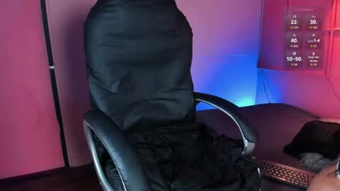 Snapshot of desi_latin chatting on May 2026 08:14:02 PM NTMY guys im a kinda desi from Medellin online show from May 2026 08:14:02 PM