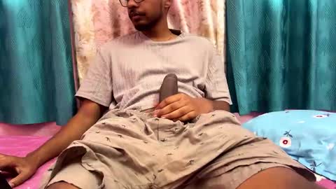 Snapshot of desi_silver chatting on October 2025 02:53:02 AM Desi silver online show from October 2025 02:53:02 AM