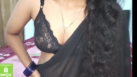 Snapshot of desicoupleshow chatting on January 2025 04:27:01 PM Eva and Adam online show from January 2025 04:27:01 PM