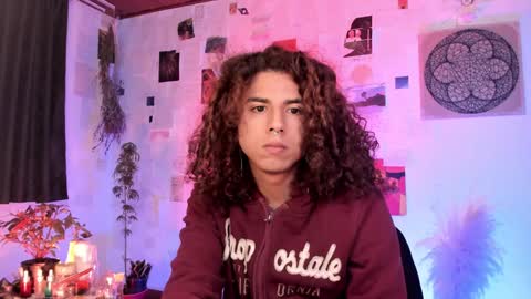 Snapshot of desidias chatting on December 2024 02:13:02 AM Desidias online show from December 2024 02:13:02 AM