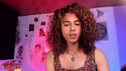 Snapshot of desidias chatting on December 2024 02:48:02 AM Desidias online show from December 2024 02:48:02 AM