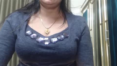 Maisa online show from February 2025 07:10:02 PM