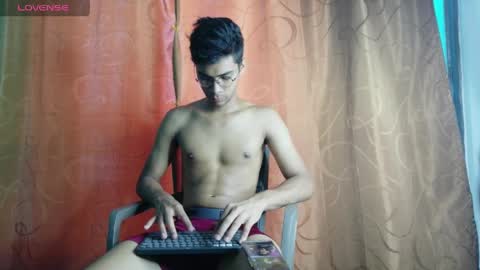 desire4duo online show from May 2026 11:48:01 AM