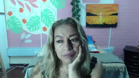 Snapshot of desire_latin chatting on January 2025 06:52:01 PM VALERIA online show from January 2025 06:52:01 PM