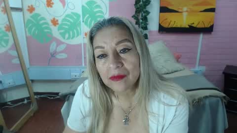 Snapshot of desire_latin chatting on September 2025 03:35:02 PM VALERIA online show from September 2025 03:35:02 PM