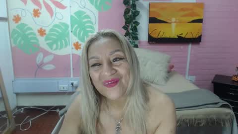 Snapshot of desire_latin chatting on April 2026 03:50:01 PM VALERIA online show from April 2026 03:50:01 PM