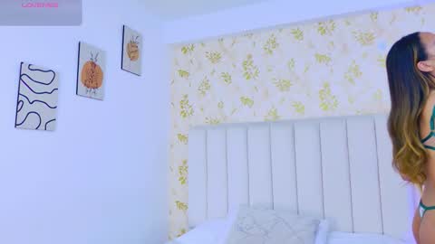 Sara Desire online show from January 2026 12:53:01 PM