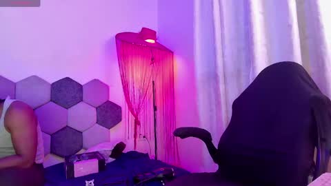 TORI AND MR. BEAR online show from April 2026 08:57:02 PM