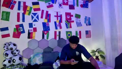 TORI AND MR. BEAR online show from June 2026 06:28:02 PM