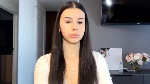 desireefolino online show from February 2026 07:24:01 AM