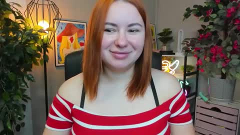 LAYLA online show from November 2025 07:29:01 AM