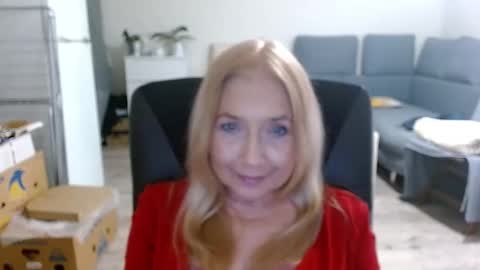 Snapshot of desiresofia chatting on December 2024 10:53:02 AM S O F I A online show from December 2024 10:53:02 AM