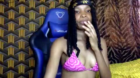 Deslimbody online show from February 2026 01:17:01 PM