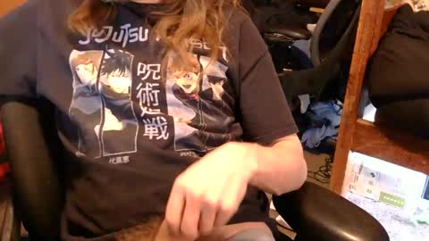 Snapshot of desolation2012 chatting on November 2025 11:34:02 AM desolation2012 online show from November 2025 11:34:02 AM