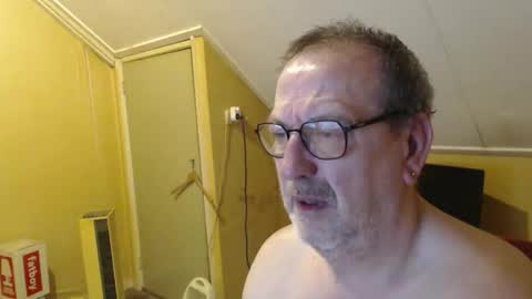 destelp online show from May 2026 04:33:01 PM