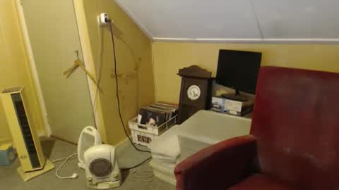 destelp online show from May 2026 05:23:01 AM