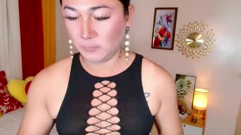 destenierose online show from February 2026 12:25:02 AM