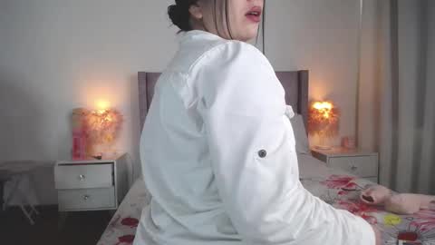 Snapshot of destinysweet21 chatting on March 2025 09:18:02 PM destinysweet21 online show from March 2025 09:18:02 PM